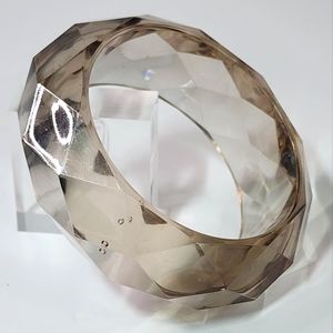 Transparent gray faceted acrylic bangle 23079-025